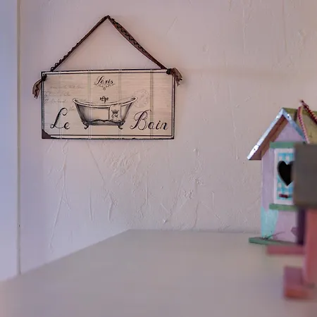 Charmante -altes Kino- 2sz-2bad-terrasse-netflix * Baden-Baden