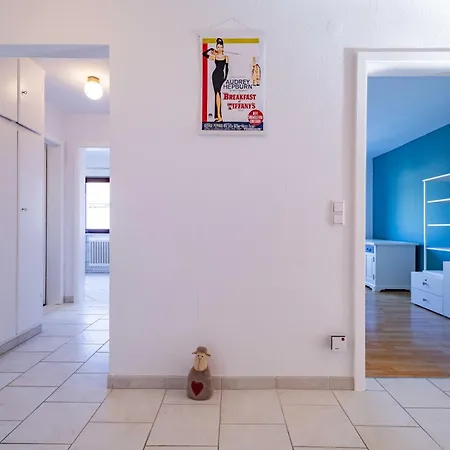 Charmante -altes Kino- 2sz-2bad-terrasse-netflix Appartement