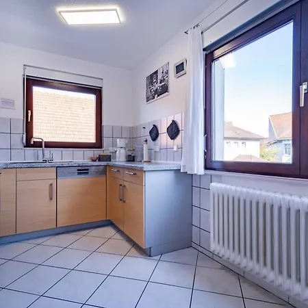 Charmante -altes Kino- 2sz-2bad-terrasse-netflix Appartement *